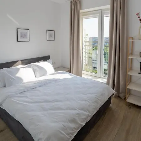 Downtown Apartment W Jacuzzi&Terrace Parkview V2-3